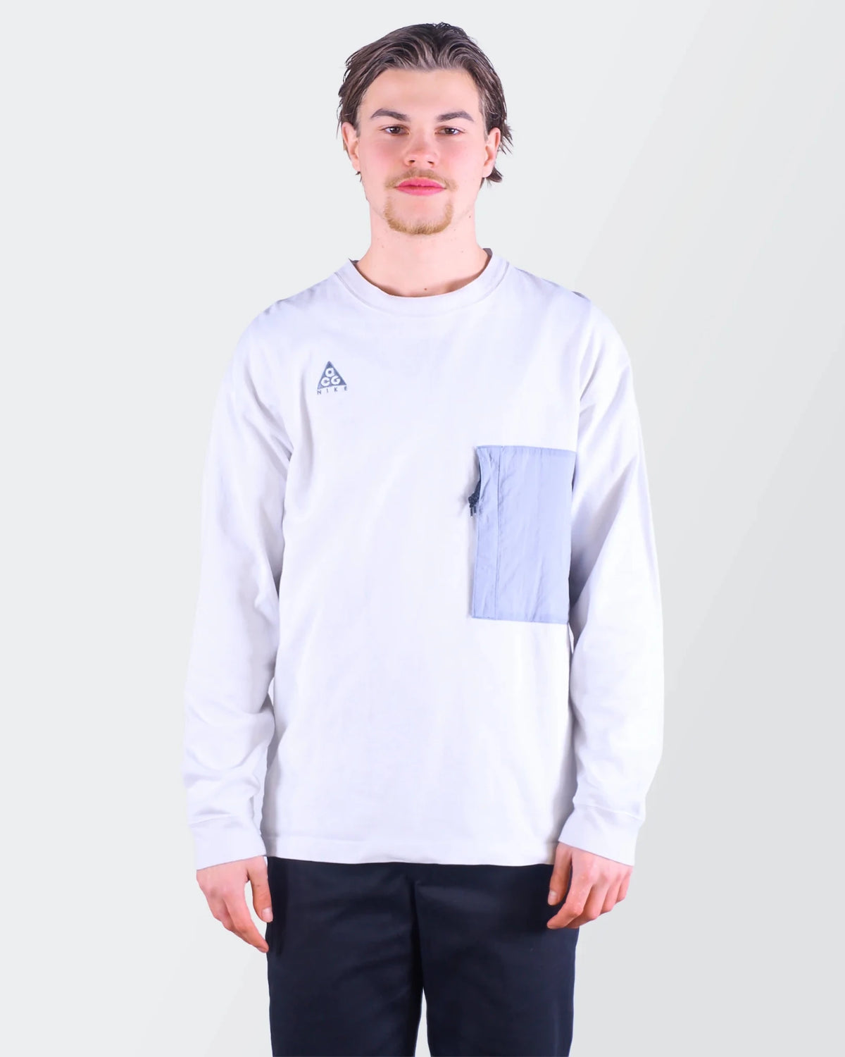 Nike ACG White Long Sleeve T-shirt - L