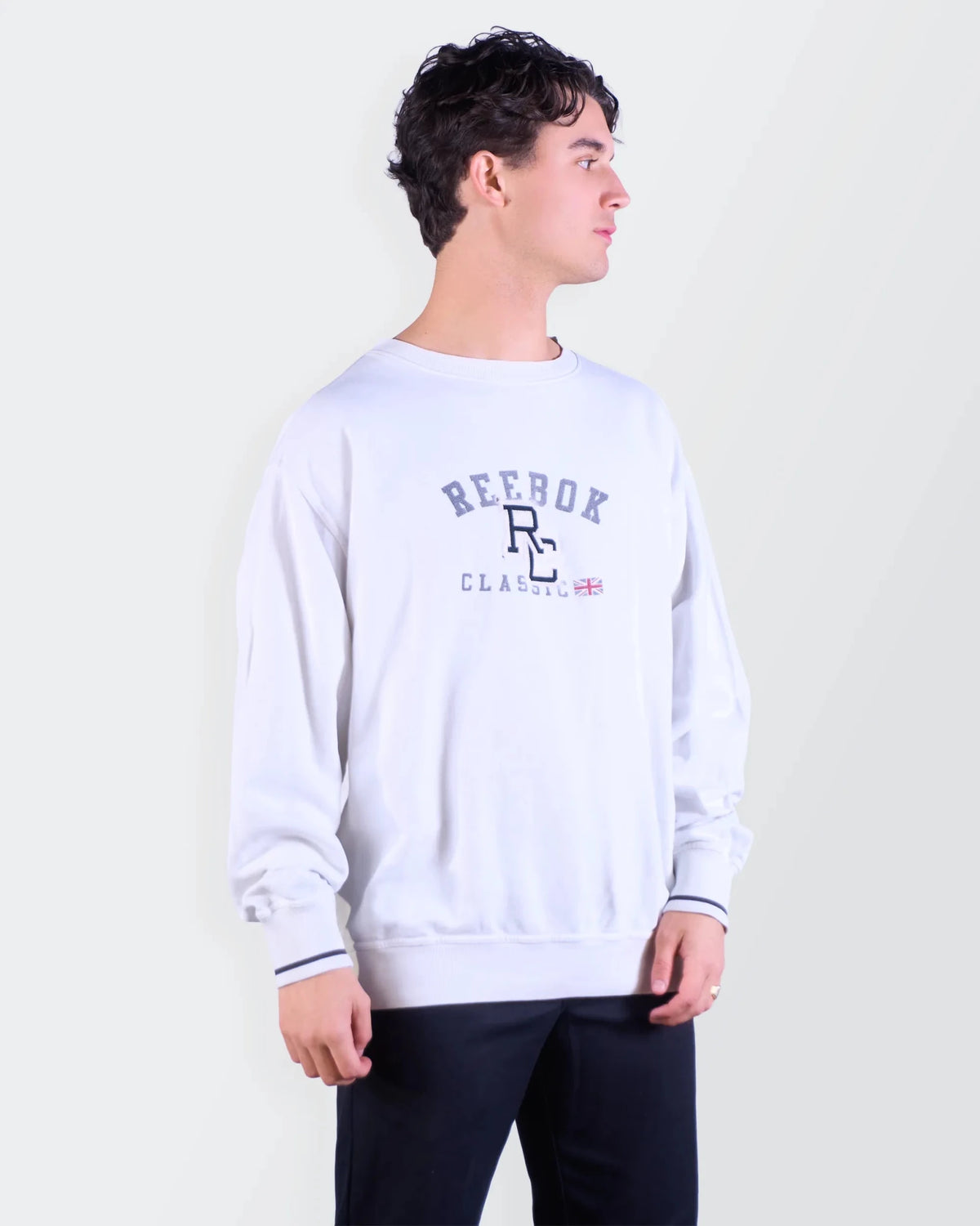 Reebok Sweater - L